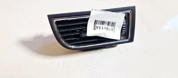 Skoda Superb B6 (3T) Dash center air vent grill 3t0819702 1461147