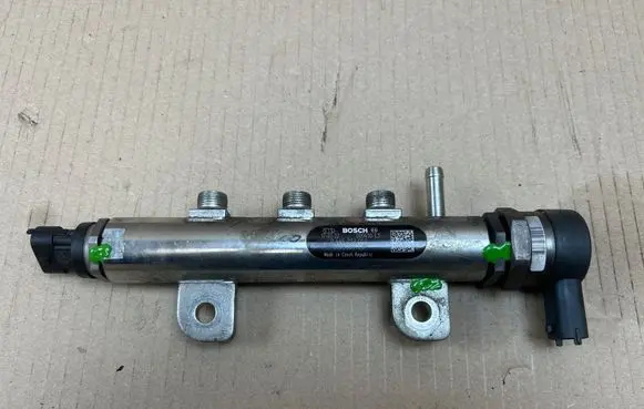 Ligier JS 50 Fuel main line pipe 0445212001