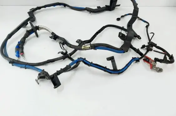 Ford Kuga III Battery relay fuse LX6T-14300-ECE