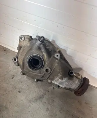 BMW 7 F01 F02 F03 F04 Front differential 7577690