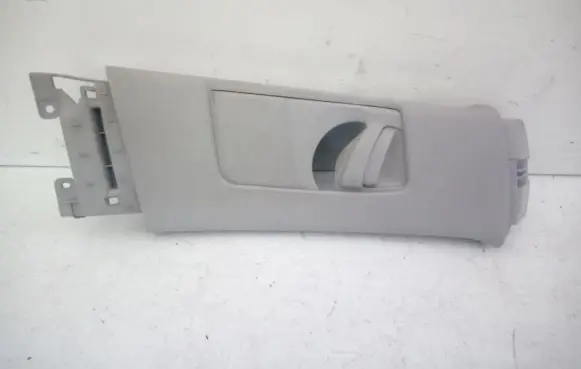 Toyota Auris 150 (B) pillar trim (top) 62410-02070