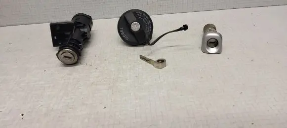 Fiat Bravo Lock set 51793869 61083600 05521