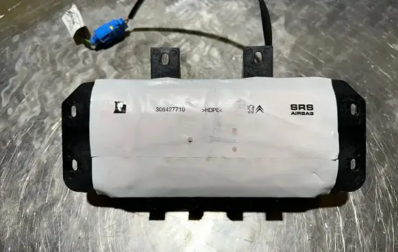 Citroen DS4 Passenger airbag 306427710