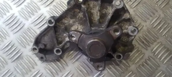 Renault Laguna I Water pump 7700101096
