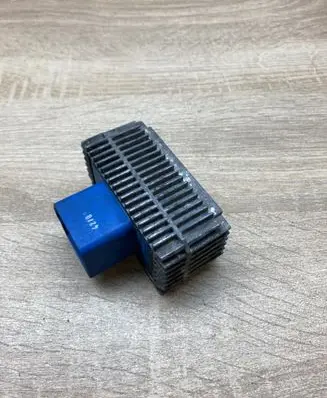 Opel Astra H Glow plug pre-heat relay 55353011