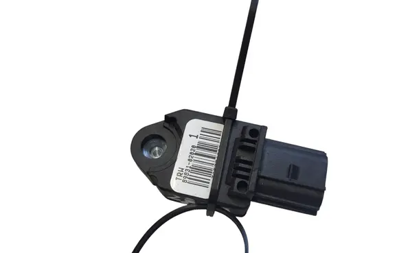 Toyota Avensis T250 Airbag deployment crash/impact sensor 8983102020