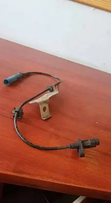 BMW 5 E60 E61 ABS brake wheel speed sensor 6908705