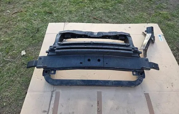 Jeep Grand Cherokee Radiator support slam panel 68190497AA