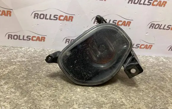 Toyota Avensis T220 Front fog light 8121005060 27042202