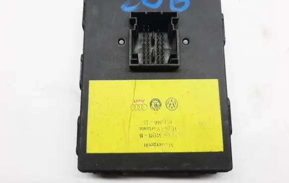 Volkswagen Tiguan Other control units/modules 3Q0959435C