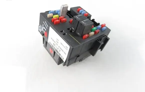 Hummer H2 Central body control module 1514190201