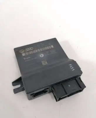 Audi Q7 4L Gateway control module 4L0910468