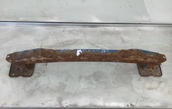 Mazda 3 I Front bumper cross member