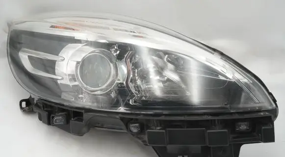 Renault Scenic III - Grand scenic III Headlight/headlamp 260106928R 620949485R 89906002