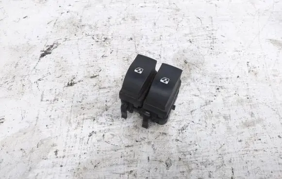 Opel Vivaro Electric window control switch 549868