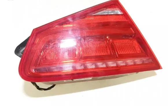 Audi A8 S8 D4 4H Tailgate rear/tail lights 4h0945093 596501