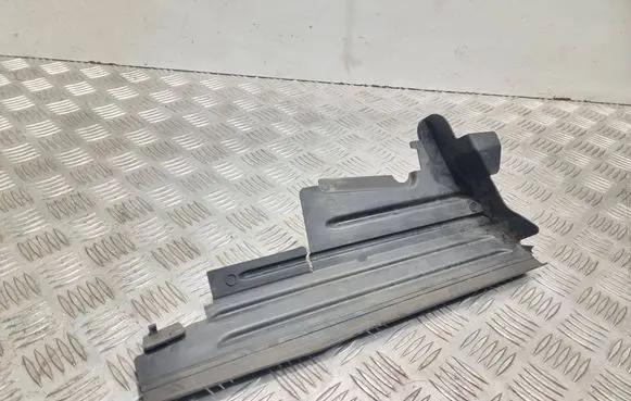 Intercooler air guide/duct channel