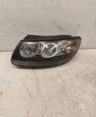 Hyundai Santa Fe Headlight/headlamp 921012BXXX