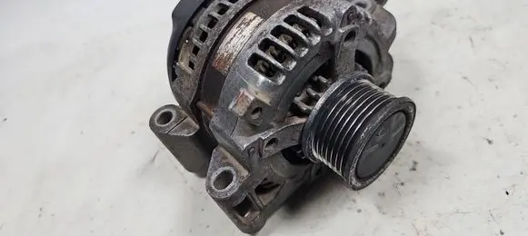 Toyota Corolla Verso AR10 Generator/alternator