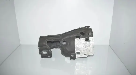 BMW 3 G20 G21 Heat shield in engine bay 8624440 24008624440