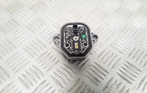 Volvo S90, V90 Light module LCM