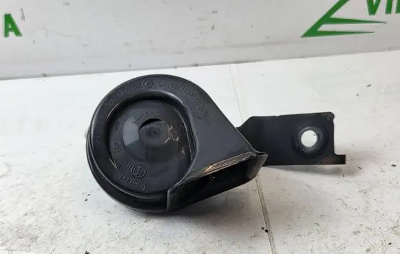 Nissan NV300 Horn signal E9001157