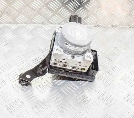 BMW M4 F82 F83 ABS Pump 2284888 7851298