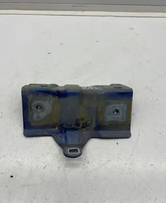Renault Clio V Fender mounting bracket 663503639R