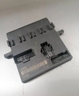 Audi A8 S8 D3 4E Comfort/convenience module 4E0907279E 00007898B2 4E0910279E