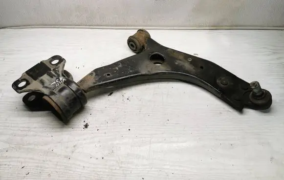 Volvo V40 Front lower control arm/wishbone 4421310478
