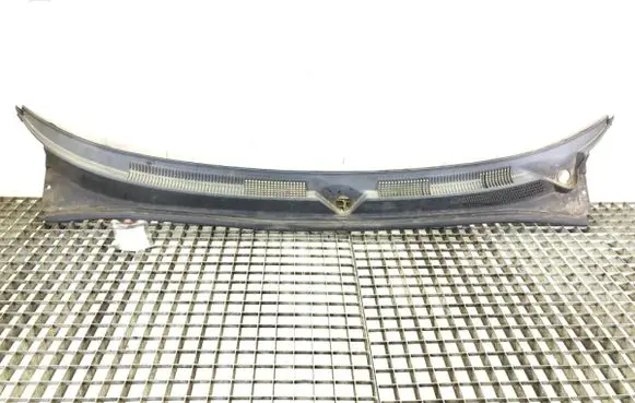 Wiper trim