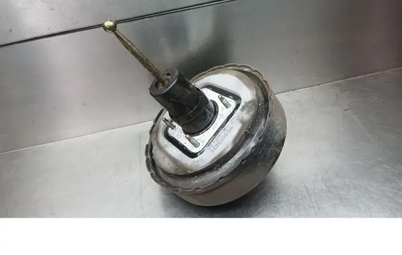 Skoda Fabia Mk1 (6Y) Brake booster 6Q1612105R