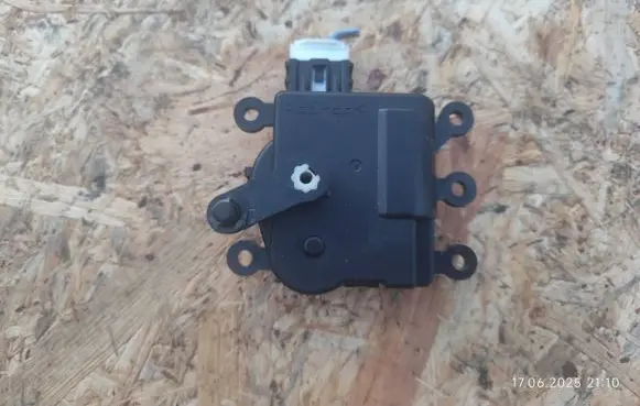 Mazda 3 II Air flap motor/actuator 1915Q
