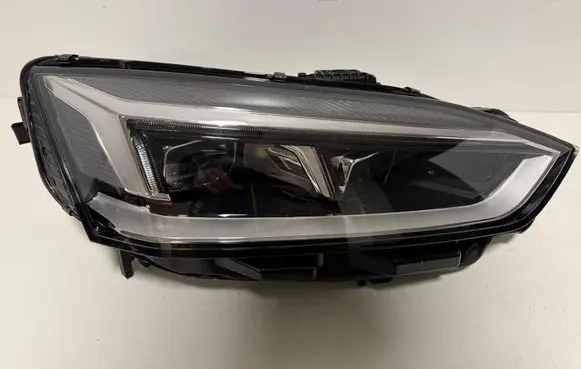 Audi A5 Headlight/headlamp 8W6941034D