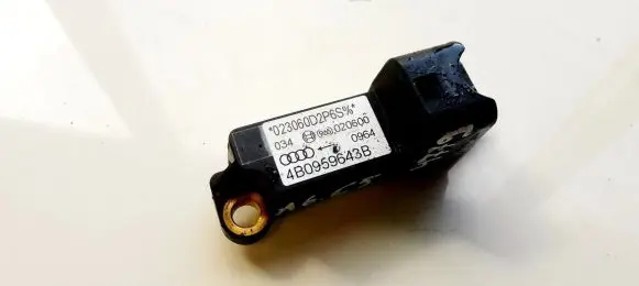 Audi A6 S6 C5 4B Airbag deployment crash/impact sensor 4B0959643B