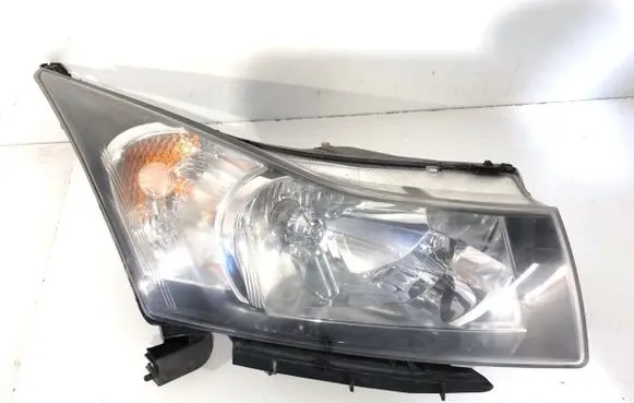 Chevrolet Cruze II Headlight/headlamp