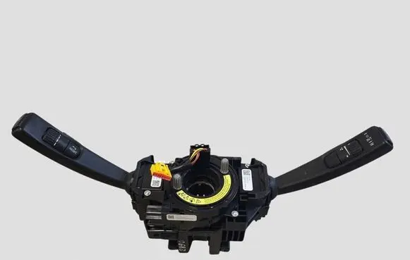 Volvo V40 Wiper turn signal indicator stalk/switch 31343021 31343218 31394001