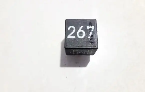 Audi A4 S4 B5 8D Other relay 443919578c
