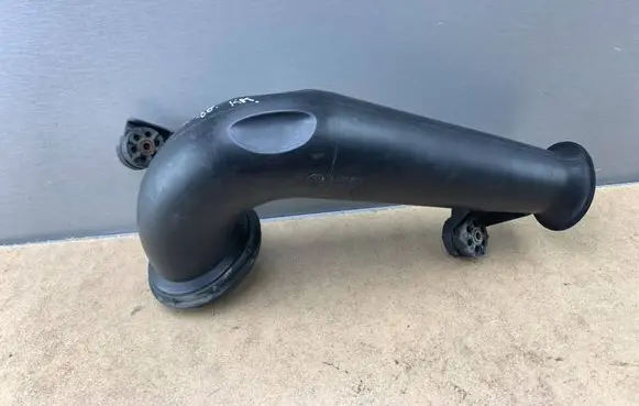 BMW 7 E38 Air intake duct part 1427604 13711427604