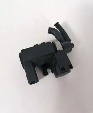 Audi A4 S4 B7 8E 8H Turbo solenoid valve 8E0906628C