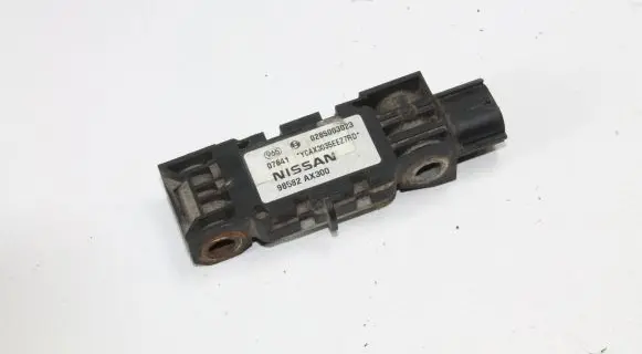 Nissan Micra Airbag deployment crash/impact sensor 98582AX300