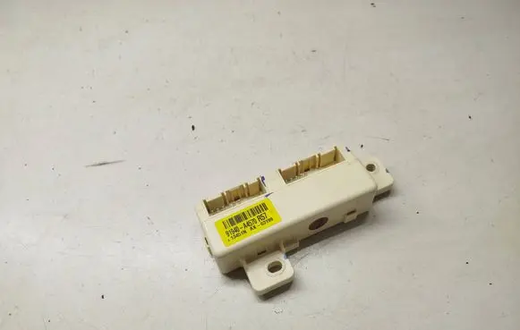 KIA Carens III Relay mounting block 91940A4570