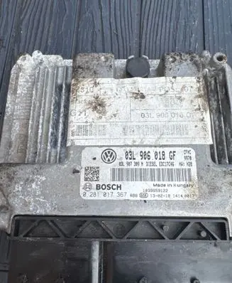 Volkswagen Golf VI Engine control unit/module 03L906018GF 03L907309N 0281017367