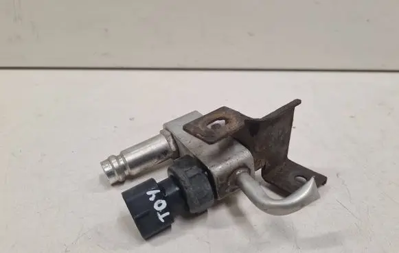 Toyota Avensis T250 Air conditioning (A/C) pressure sensor 4990007141