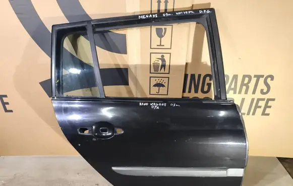 Renault Megane II Rear door 