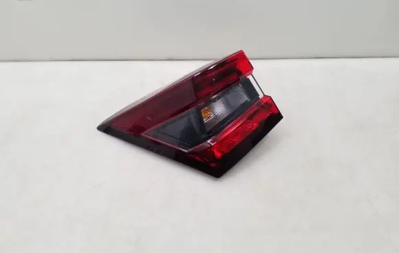 Nissan Juke II F16 Rear/tail lights 265556PA0A