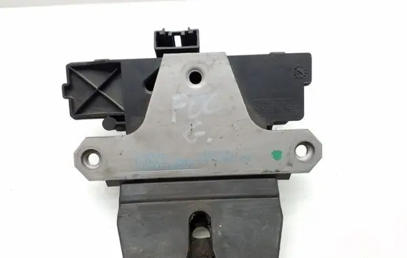 Ford Focus Tailgate/trunk/boot lock/catch/latch 3M51R442A66CA