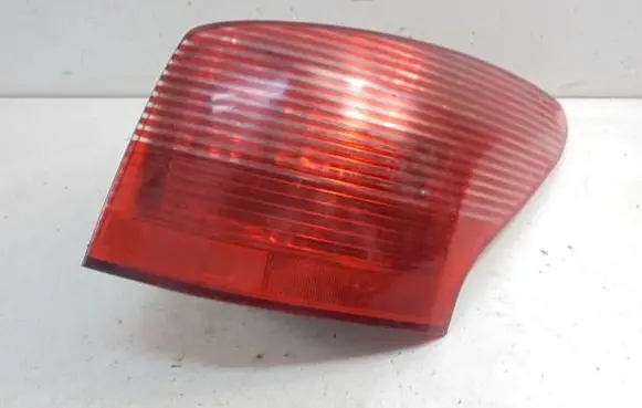 Peugeot 407 Rear/tail lights 