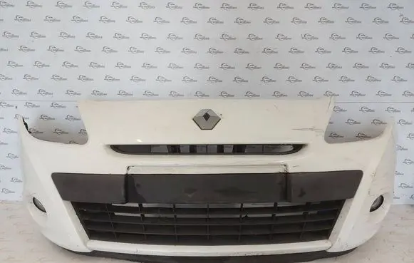 Renault Clio III Front bumper 8200799930
