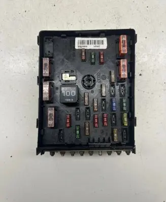 Volkswagen PASSAT B6 Fuse module 3C0937125 63592777